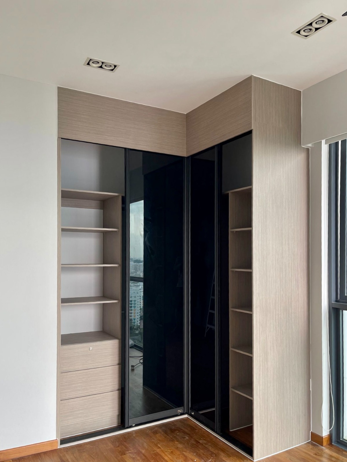 l-shaped-wardrobe-manufacturer-in-jhansi-dnb-interiors